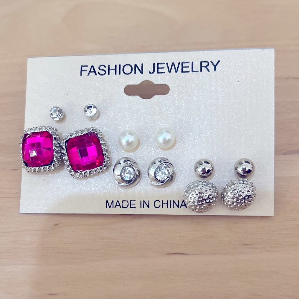 Six pairs of fashion Jewelry stud earrings faux pearls, silver and pink